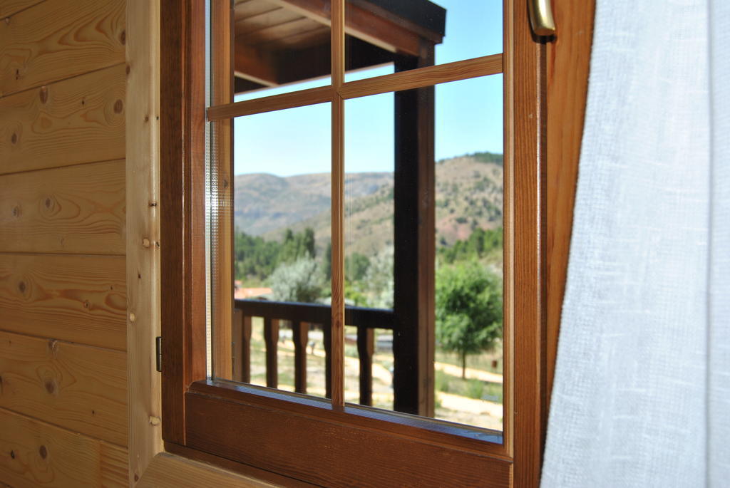 Cabanas De Javalambre Camarena de la Sierra Chambre photo