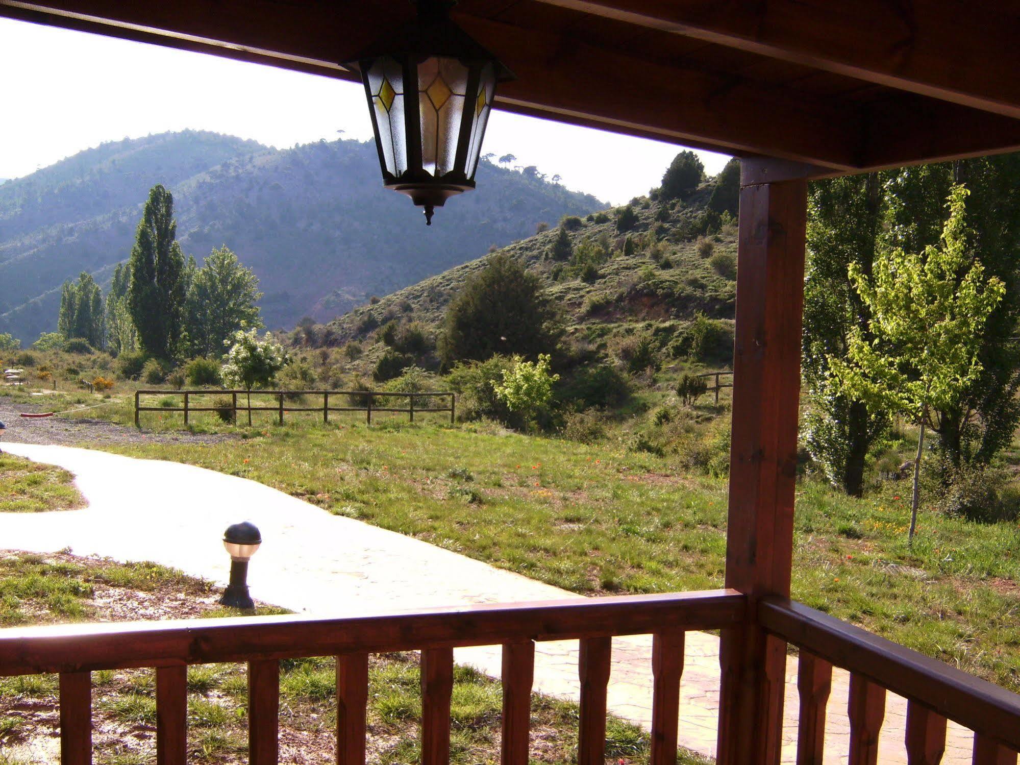 Cabanas De Javalambre Camarena de la Sierra Extérieur photo